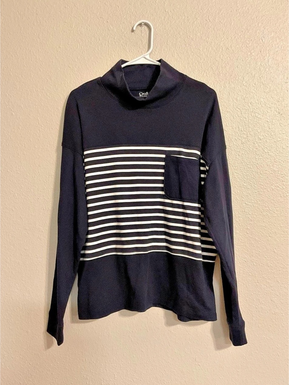 Croft & Barrow Long Sleeve Mockneck Pocket Sweatshirt Striped Black & White